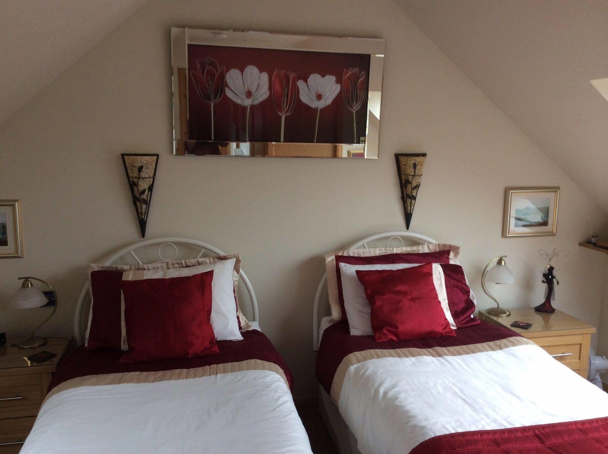 Castleview Bed & Breakfast Dufftown Exterior photo