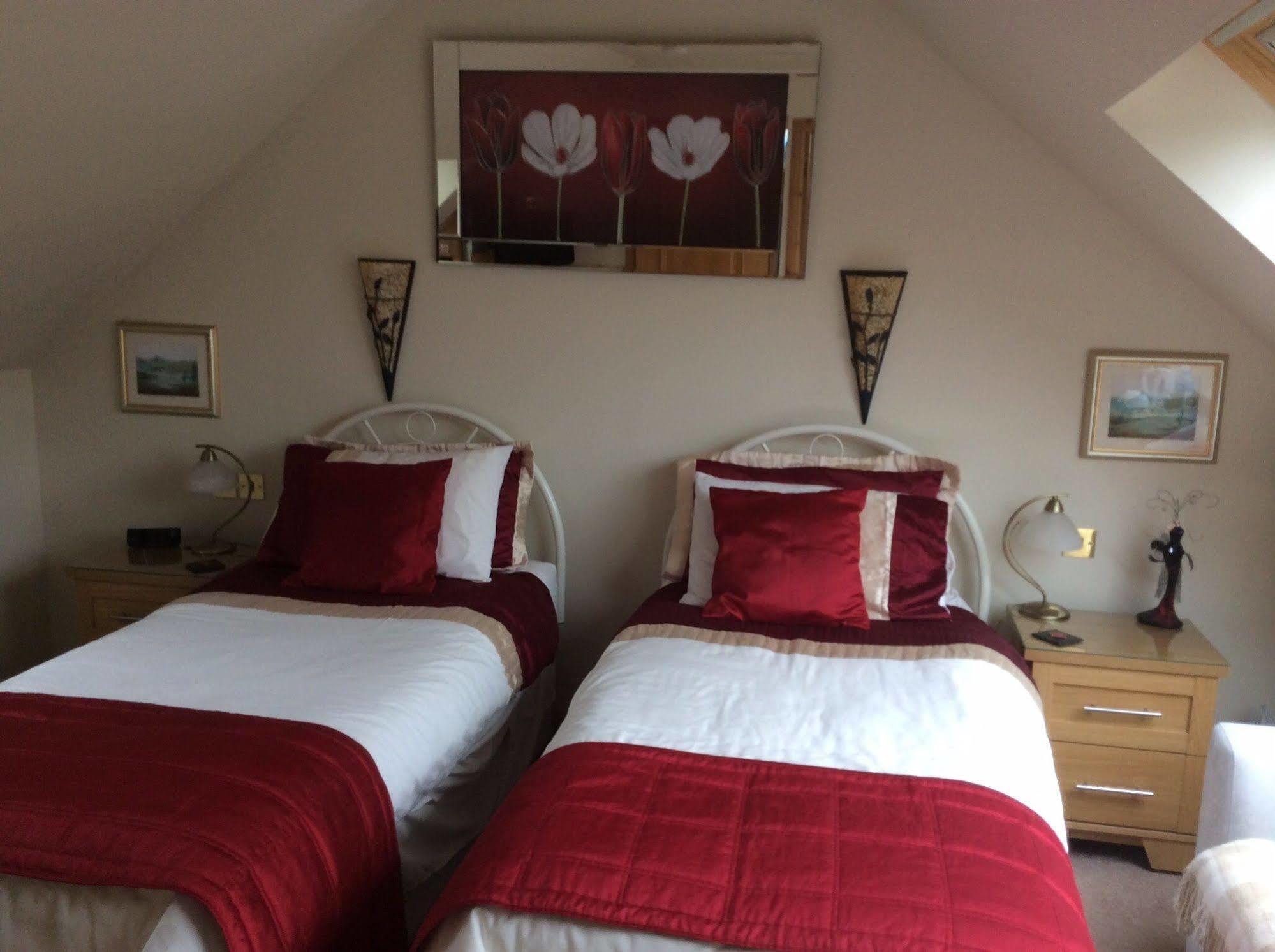 Castleview Bed & Breakfast Dufftown Exterior photo